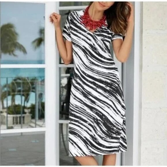 Size 1X 16 18 SOFT SURROUNDINGS‎ BLACK+WHITE ZEBRA PRINT FAUX-WRAP DRESS Plus Sz - Picture 1 of 5